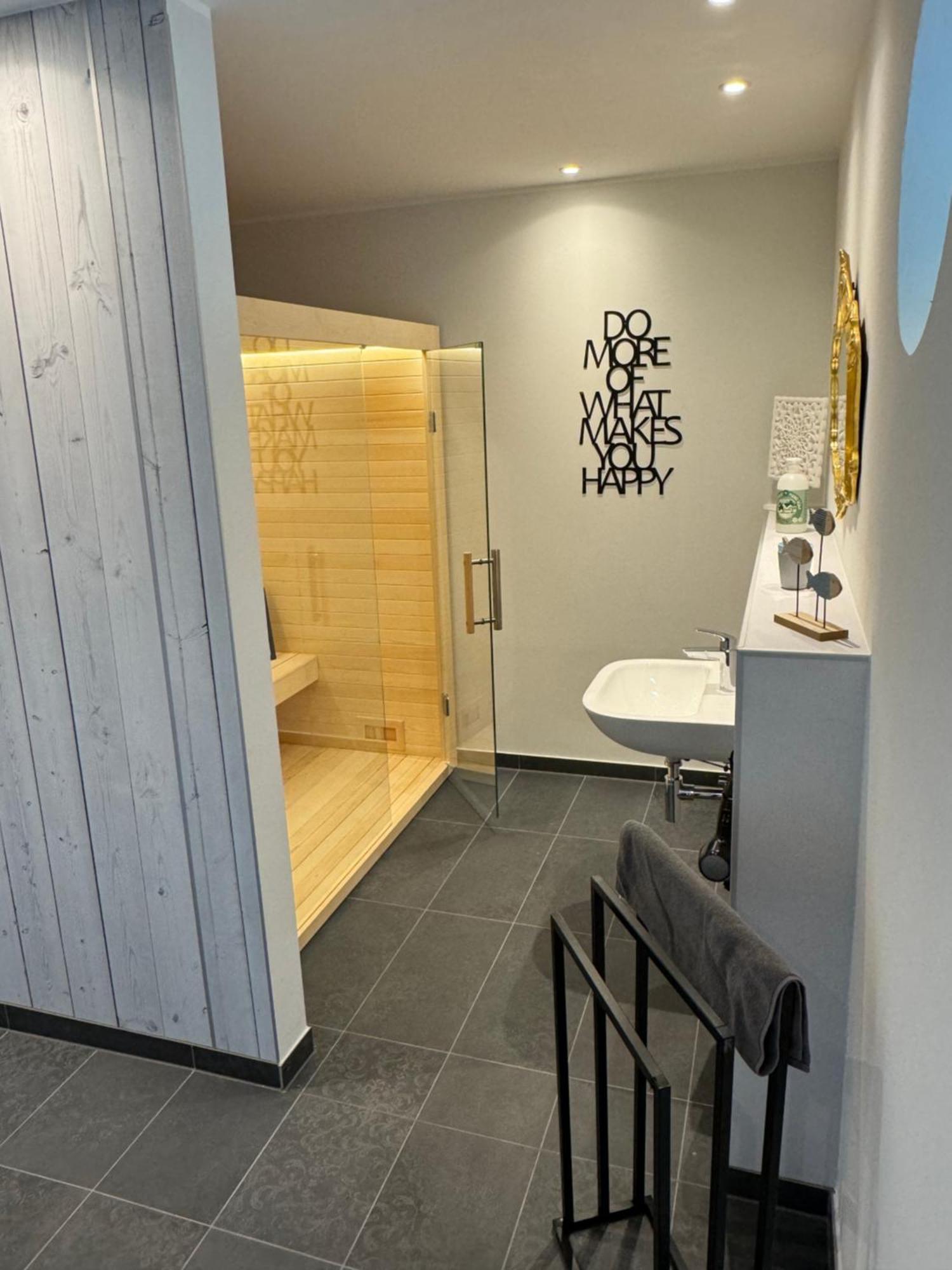 Ommi Kese See-Suite Sauna Biggesee Olpe Luaran gambar